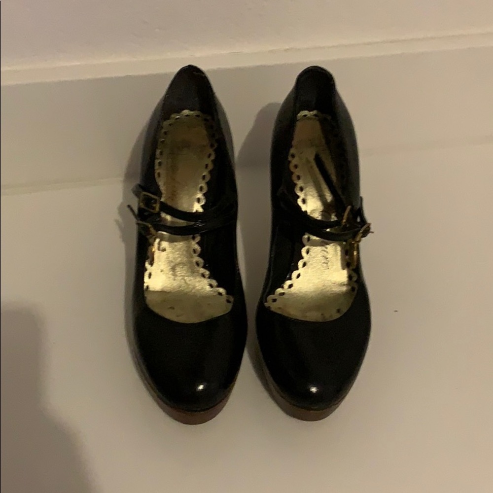 Black heels